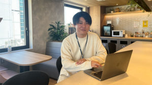 坂本さんの作業風景