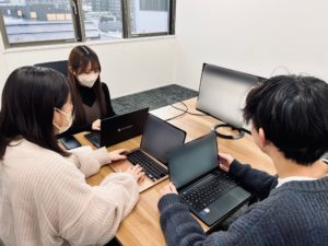 日報